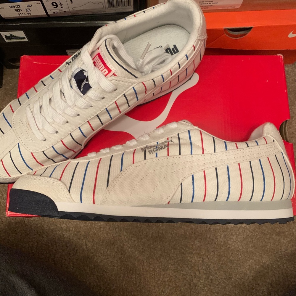 Men’s pumas size 9